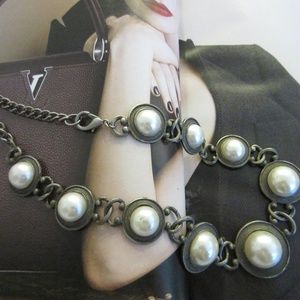 Mid Century Modern Pearl Cabochons White Metal Necklace